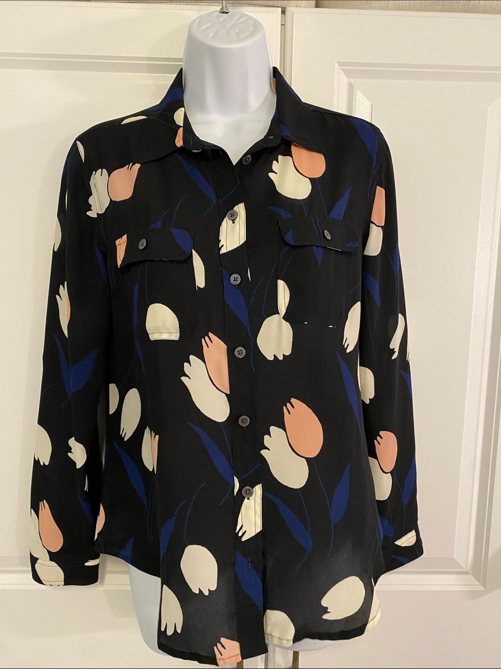 LOFT Black Tulip Print Button-Up Blouse